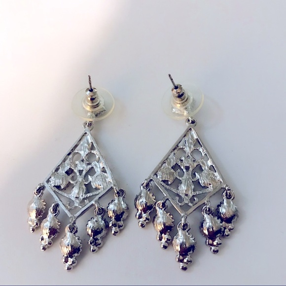 Silvertone Dangle Purple Crystal Earrings - Picture 2 of 5